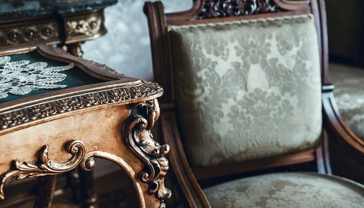 Antique Dealer